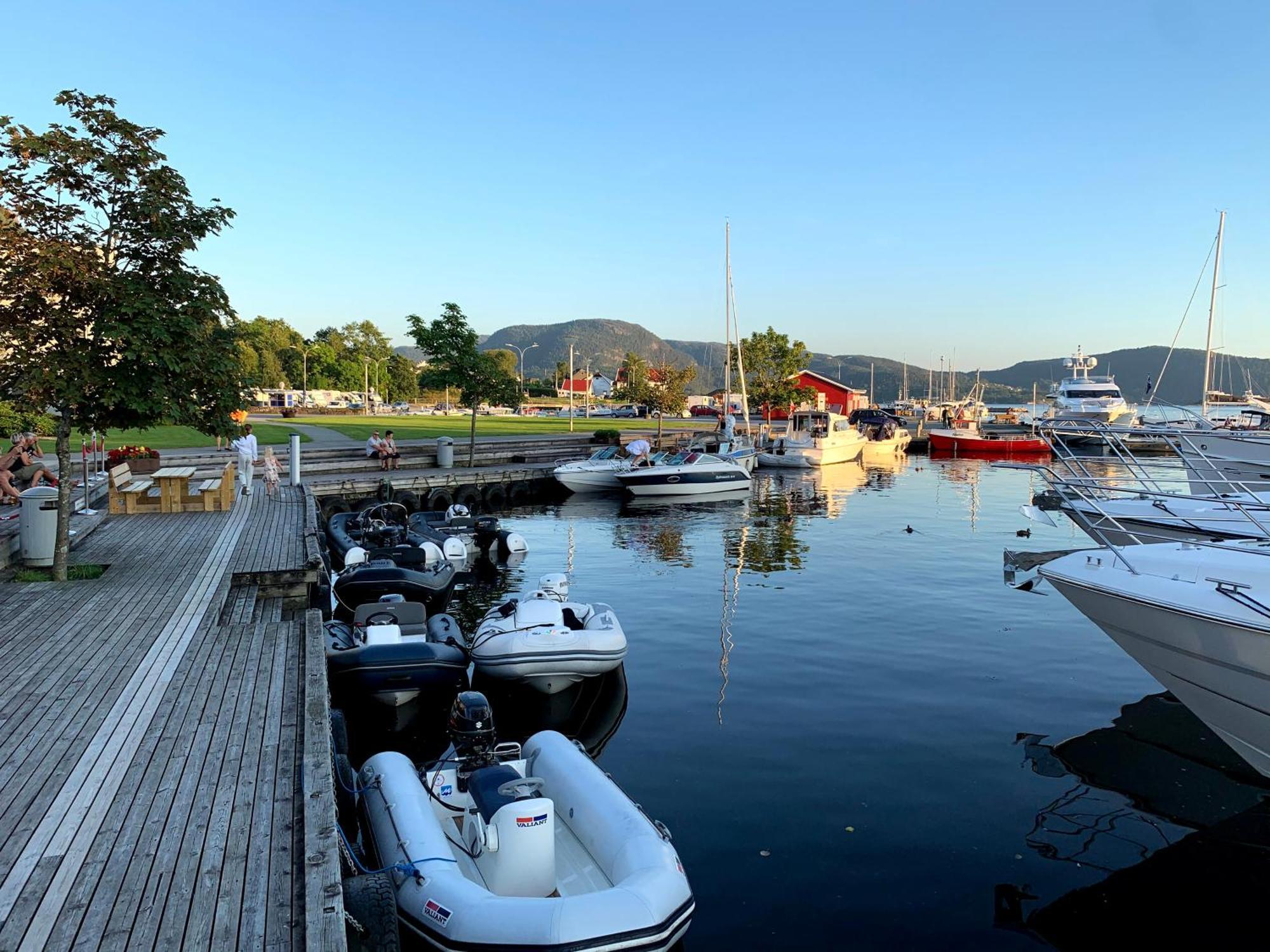 Small Apartment In The Harbour Of Jørpeland Buitenkant foto